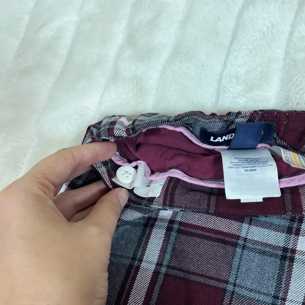 Lands End Girls 16 Dark Red Grey Plaid Pleated School Fall Spring Preppy Skort